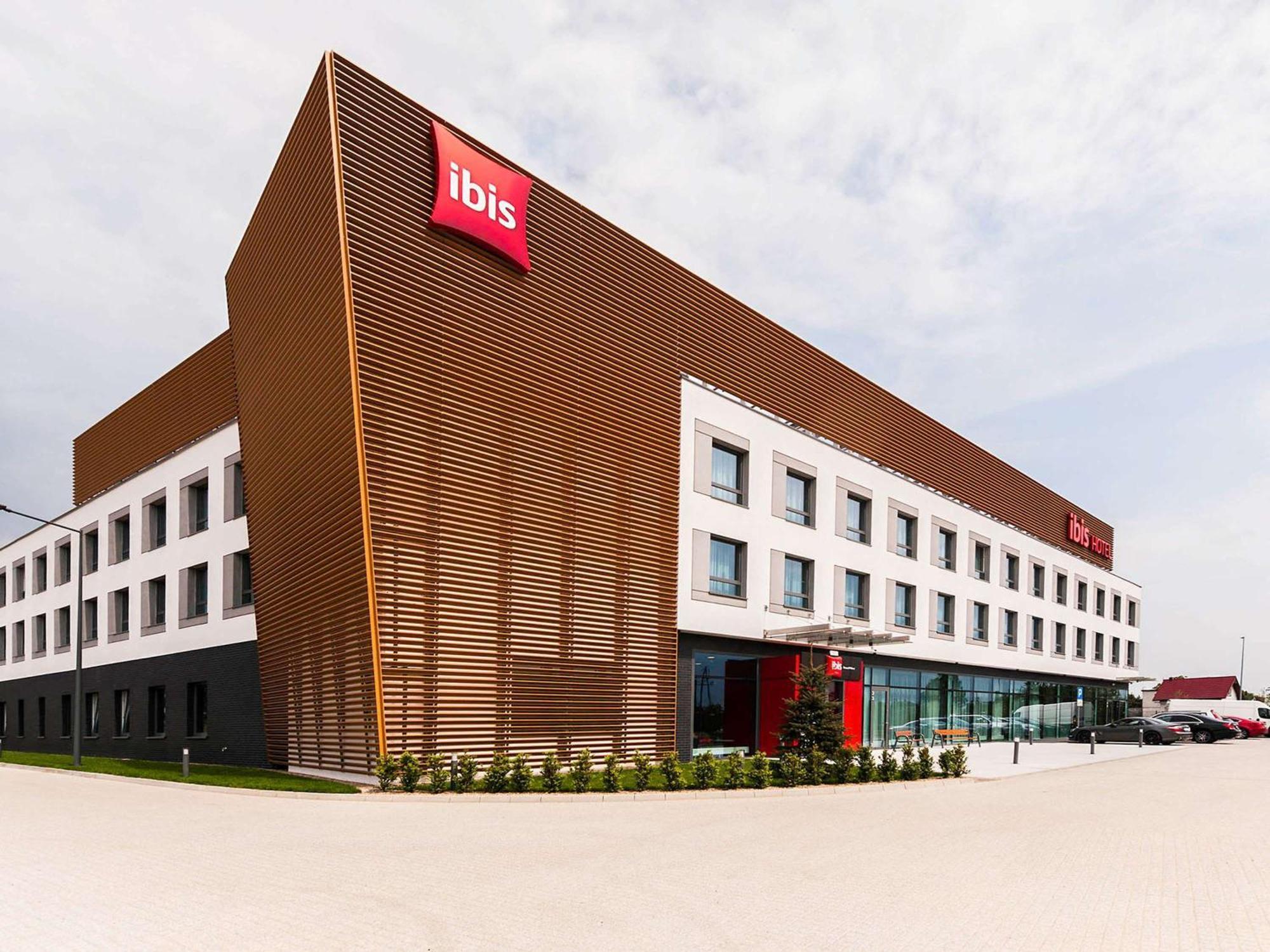 Ibis Poznan Polnoc Hotel Suchy Las Ngoại thất bức ảnh