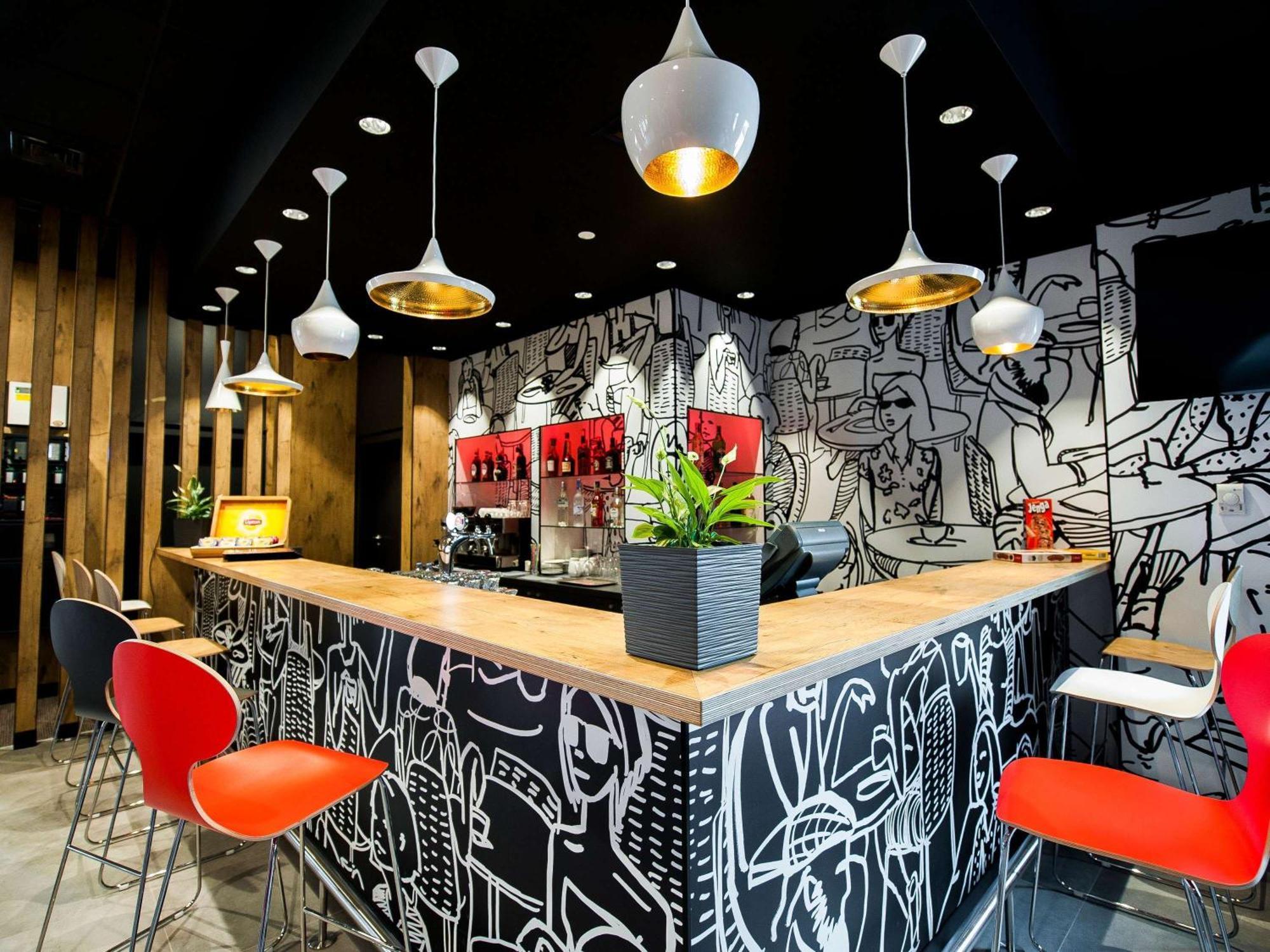 Ibis Poznan Polnoc Hotel Suchy Las Ngoại thất bức ảnh