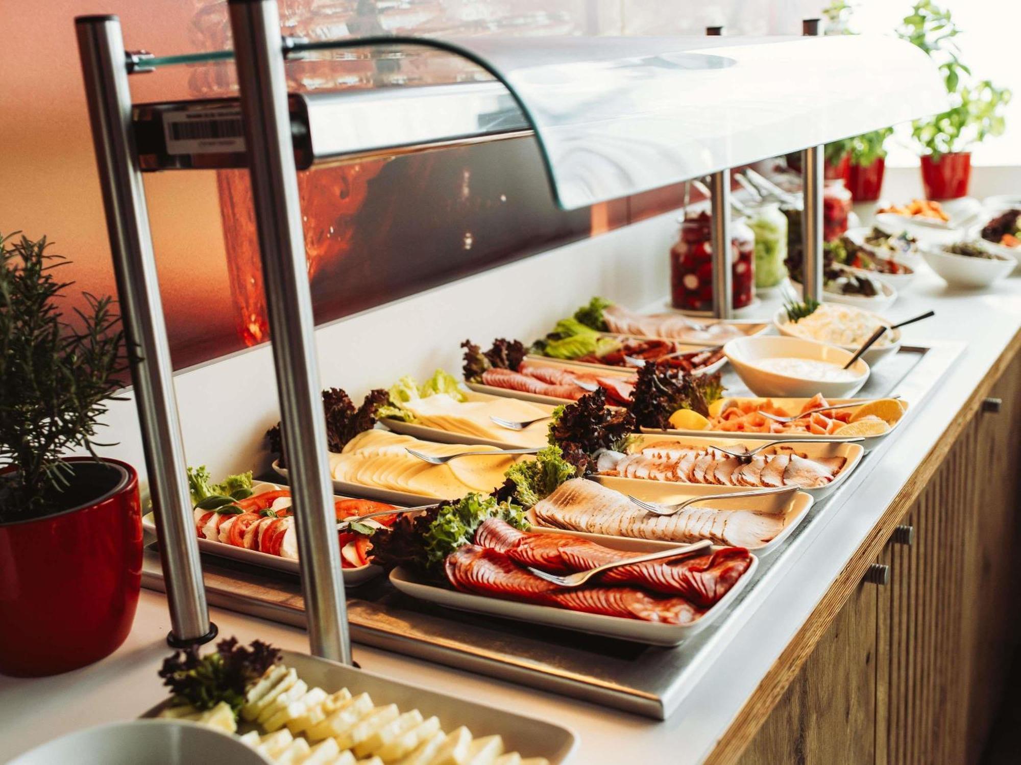 Ibis Poznan Polnoc Hotel Suchy Las Ngoại thất bức ảnh